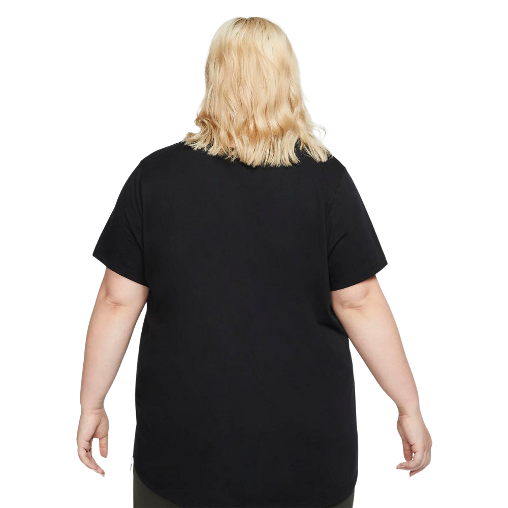 Nike Sportswear Essential Women's T-Shirt (Plus Size)