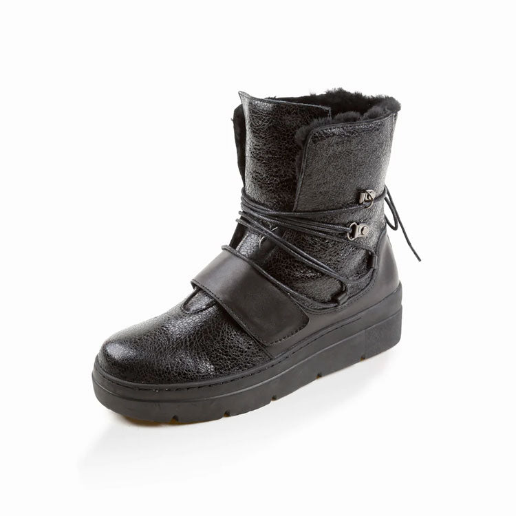 UGG HAZEL SNOW STYLE BOOTS